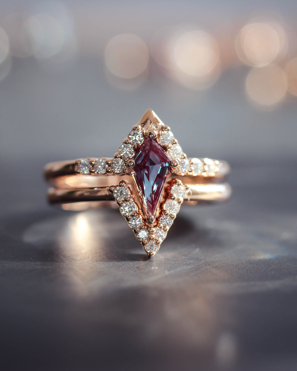 Engagement & wedding ring set with kite alexandrite and diamonds | #125